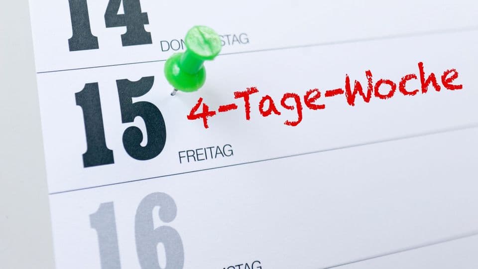 Vollzeitjob mit nur 4 Arbeitstagen pro Woche: Viele Handwerker würden den freien Tag laut einer Umfrage nutzen, um Zeit mit der Familie zu verbringen.