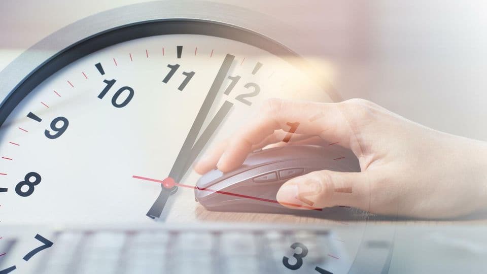 Kritik am Gesetzentwurf: Das Dachdeckerhandwerk fürchtet, dass durch die Pflicht zur digitalem Arbeitszeiterfassung höhere Kosten und mehr Bürokratie auf Betriebe zukommt.