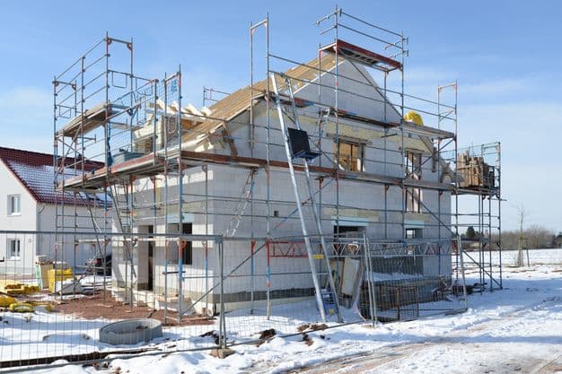 Mit dem Gebäudetyp E soll es möglich werden, auf Baustandards zu verzichten, die gesetzlich nicht zwingend sind.