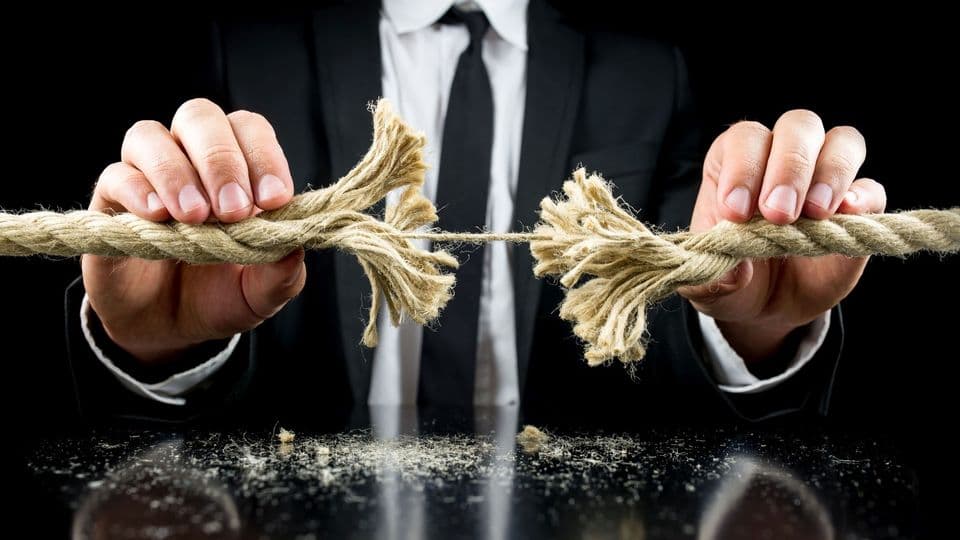 Zahlungsunfähige Unternehmer sollten prüfen, ob eine Insolvenz ihren Betrieb möglicherweise retten kann.