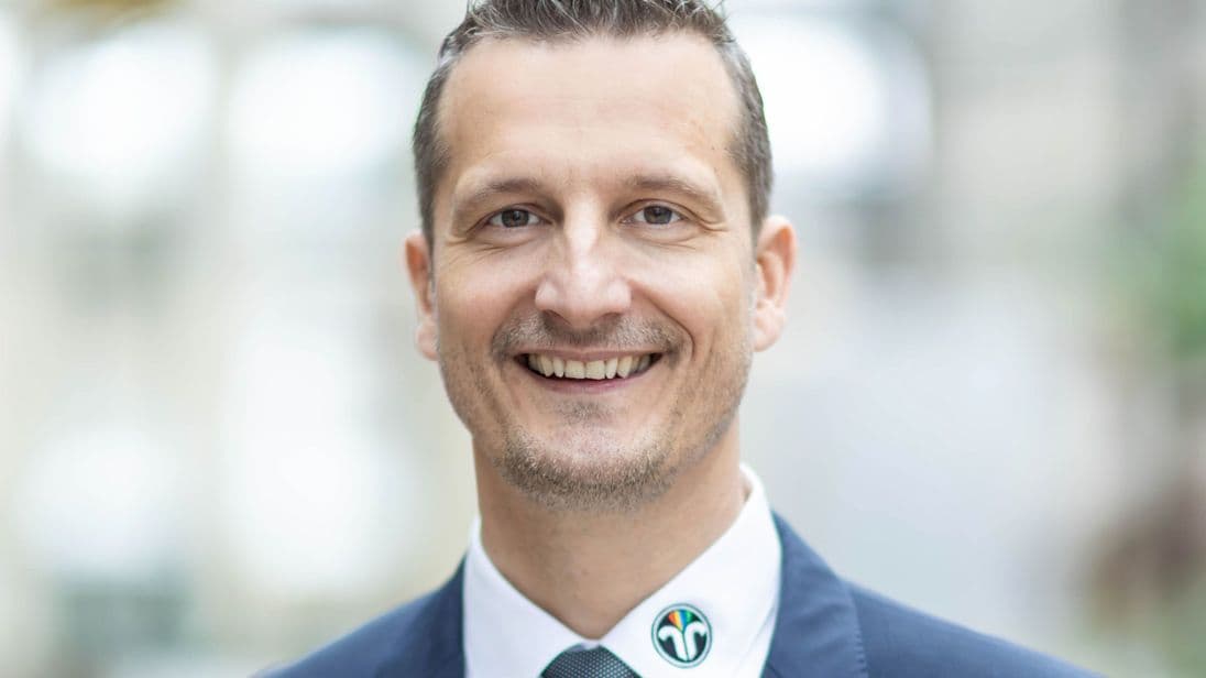 Die neue Stellvertreterregelung sei eine Motivation für Nachwuchskräfte, die Meisterqualifikation zu erwerben, meint ZIV-Präsident Alexis Gula.