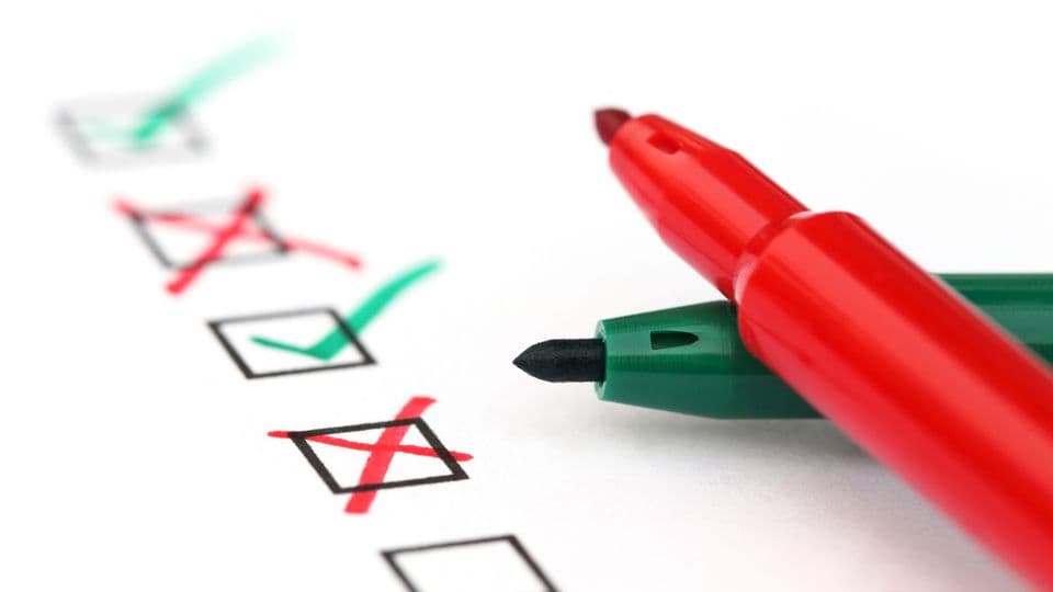 Nachhaltigkeit im Schnell-Check: Sparkassen und Genossenschaftsbanken interessieren sich vor allem für Branche und Standort ihrer Geschäftskunden, sagt Finanzierungsexperte Carl-Dietrich Sander.