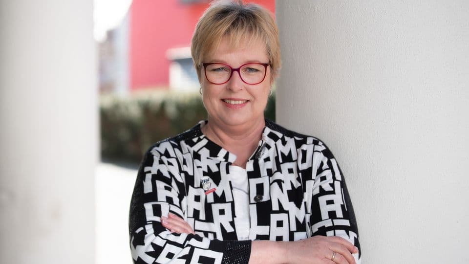 Würde am liebsten einmal mit ihrem Mann 4 Wochen Urlaub machen: Claudia Beil.