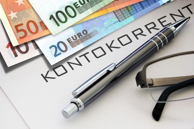 Auch ein Kontokorrentkredit zählt mit, wenn es um die Berechnung der Sicherungsquote geht. Maßgeblich ist dabei die Kreditlinie, nicht die tatsächliche Höhe des genutzten Kredits.