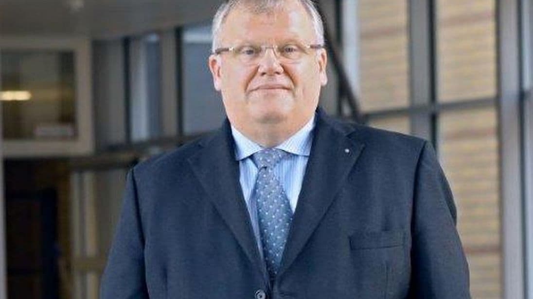 Rechtsanwalt und Insolvenzverwalter Jörg Sievers rät Betrieben, nicht zu lange zu warten, bevor sie Insolvenz anmelden.