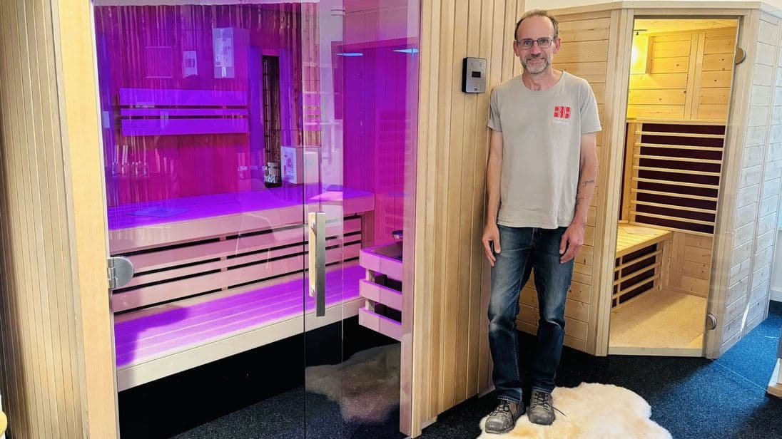 Hamanns Tischlerei fertigt Saunen für Privatkunden und Saunazubehör. Außerdem berät das Team rund um das Produkt Infrarotsauna.