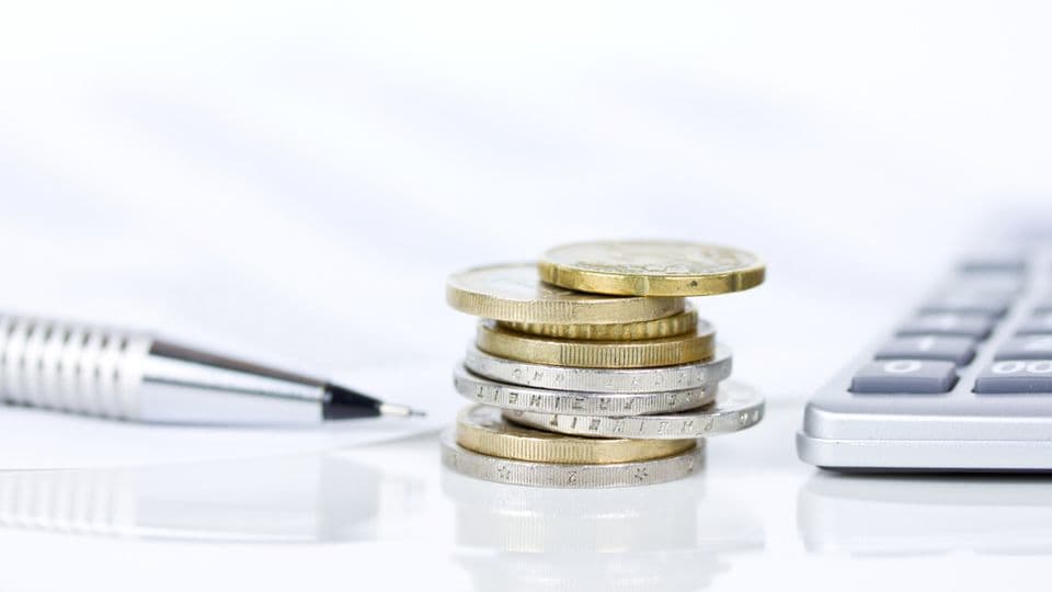 Durch die Absenkung des Basiszinssatzes werden Verzugszinsen wieder etwas günstiger.