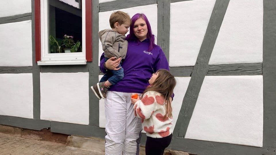 Betriebsführung und Kinderbetreuung: Malermeisterin Tamina Beckerat kennt diese Herausforderung, sie wünscht sich mehr Unterstützung für Unternehmerinnen.