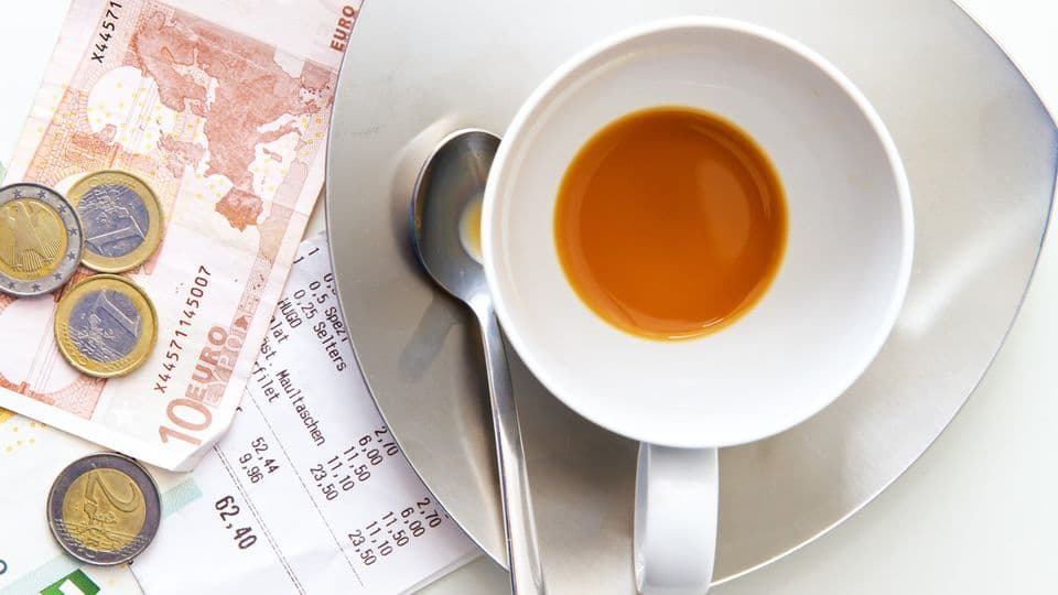 Geschäftsessen mit Geschäftspartnern: 70 Prozent der Bewirtungskosten sind Betriebsausgaben.