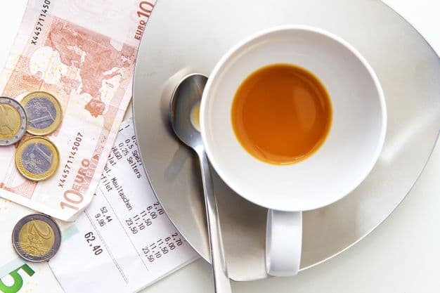 Geschäftsessen mit Geschäftspartnern: 70 Prozent der Bewirtungskosten sind Betriebsausgaben.