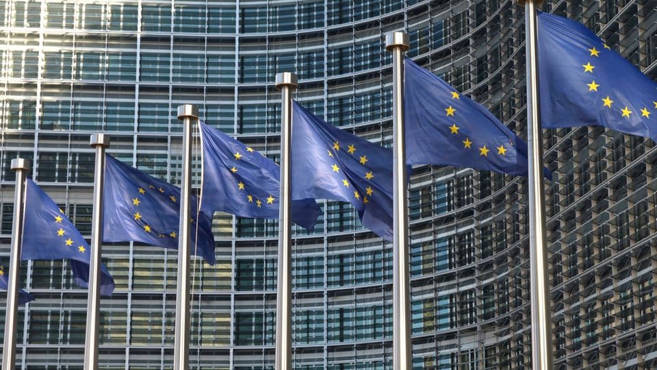 Nachhaltigkeitsberichterstattung: Nach den Plänen der EU-Kommission soll sich diese Verpflichtung künftig auf große Unternehmen konzentrieren.