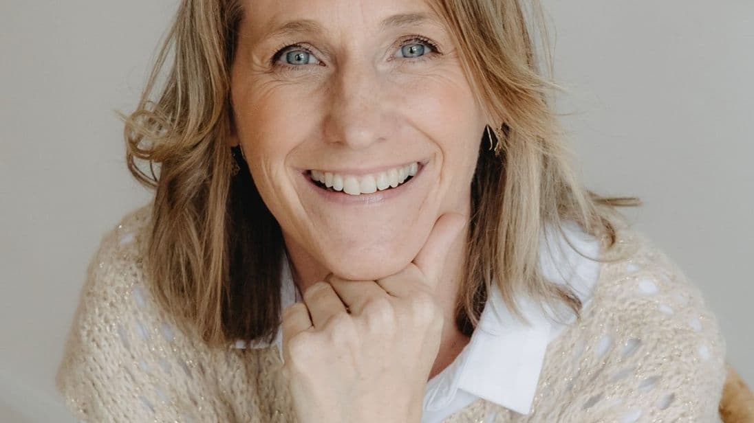 „Verknüpfen Sie Atemübungen mit Ritualen in Ihrem Alltag“, rät Resilienz-Expertin Eva Knoche.