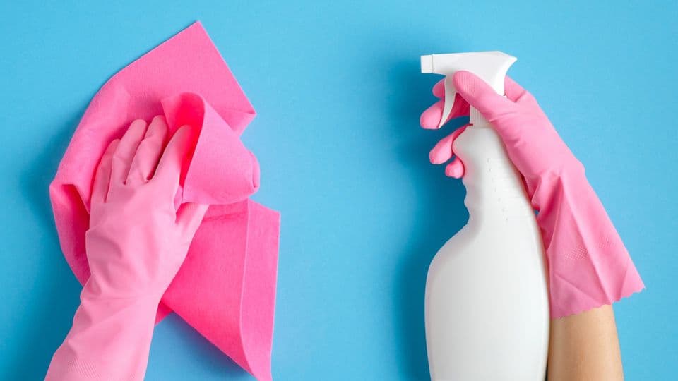 Tarifverhandlungen im Gebäudereinigerhandwerk gestartet: Das sind die Positionen von Arbeitgebern und Gewerkschaft.