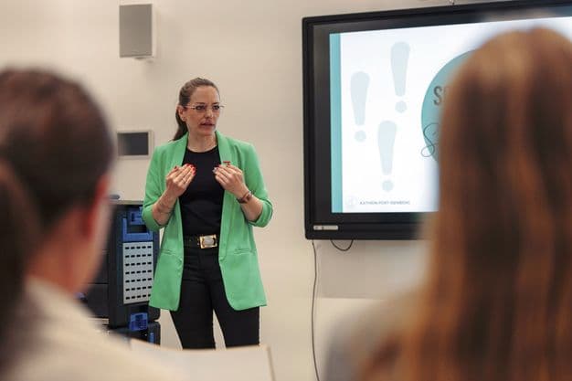 Vortrag in Zusmarshausen: Kathrin Post-Isenberg gab beim FORUM mobility & work auch private Einblicke.