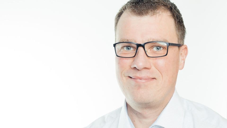 Schluss mit Handwerk: Michael Hoff hat seinen Straßenbaubetrieb in Husum geschlossen. Der Grund: Die Arbeit mache „keinen Spaß mehr, wenn jeder Handschlag derart überreguliert und kontrolliert wird“.