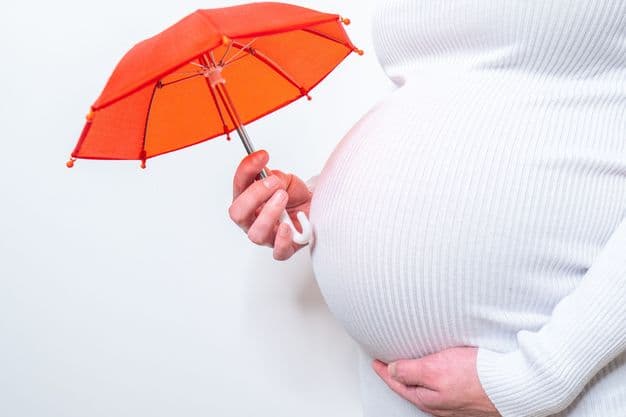 Der Bundestag hat über besseren Schutz für selbstständige Mütter diskutiert.