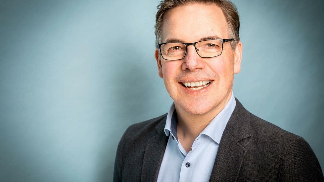 Verkaufstrainer Oliver Schumacher empfiehlt Handwerkern, einen guten Unternehmerlohn bei der Preiskalkulation unbedingt zu beachten.