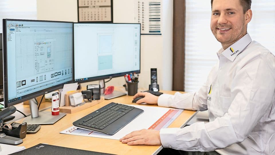 Arbeitet papierlos: Simon Malek.