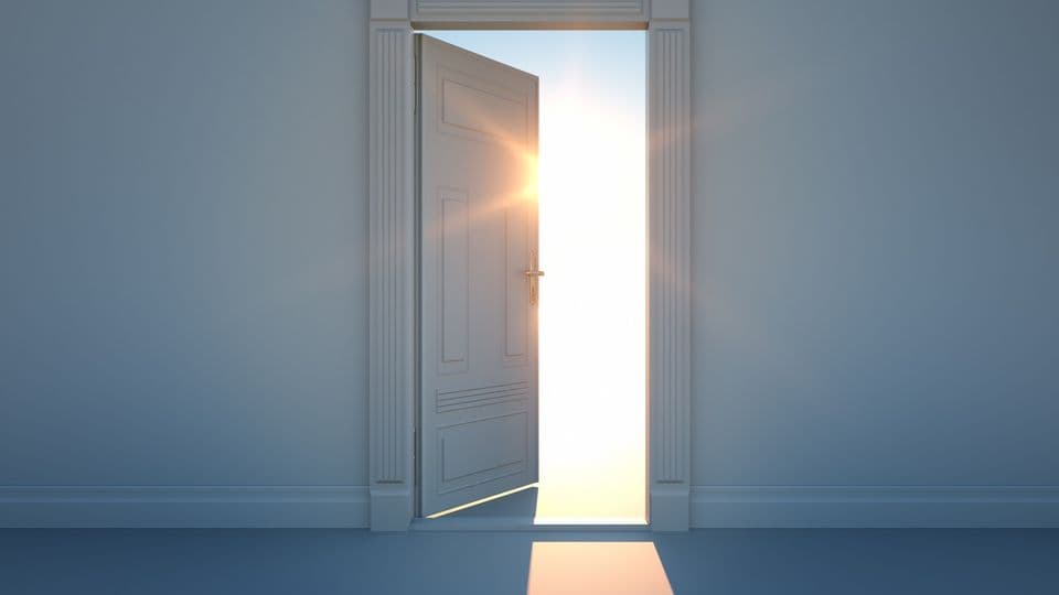 Sonnenlicht, das durch eine Tür fällt