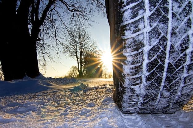 Ab 1. Oktober 2024 sind nur noch Winter- und Ganzjahresreifen mit Schneeflockensymbol erlaubt.