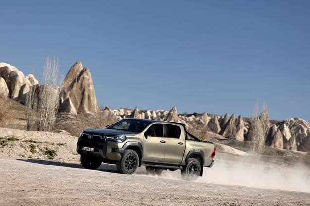 Toyota macht den Hilux zum Mildhybrid