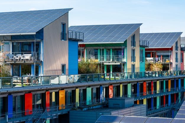 Strom vom Dach: Der Photovoltaik-Ausbau in Deutschland hat Konjunktur.