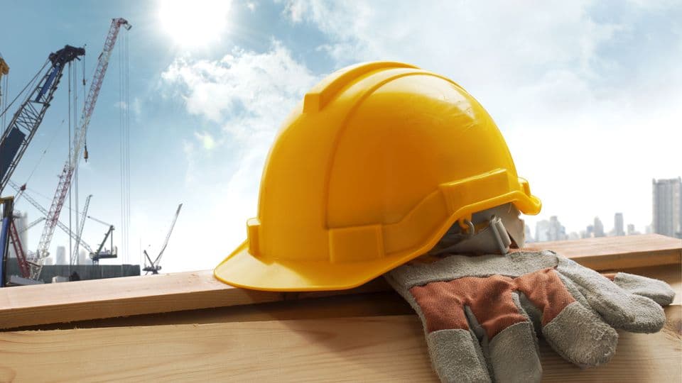 Sozialgericht: Wer einfache Bauarbeiten ohne unternehmerische Leistungen ausführt, ist abhängig beschäftigt.