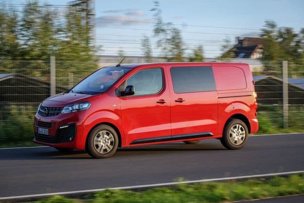 Opel Vivaro Doppelkabine im Praxistest