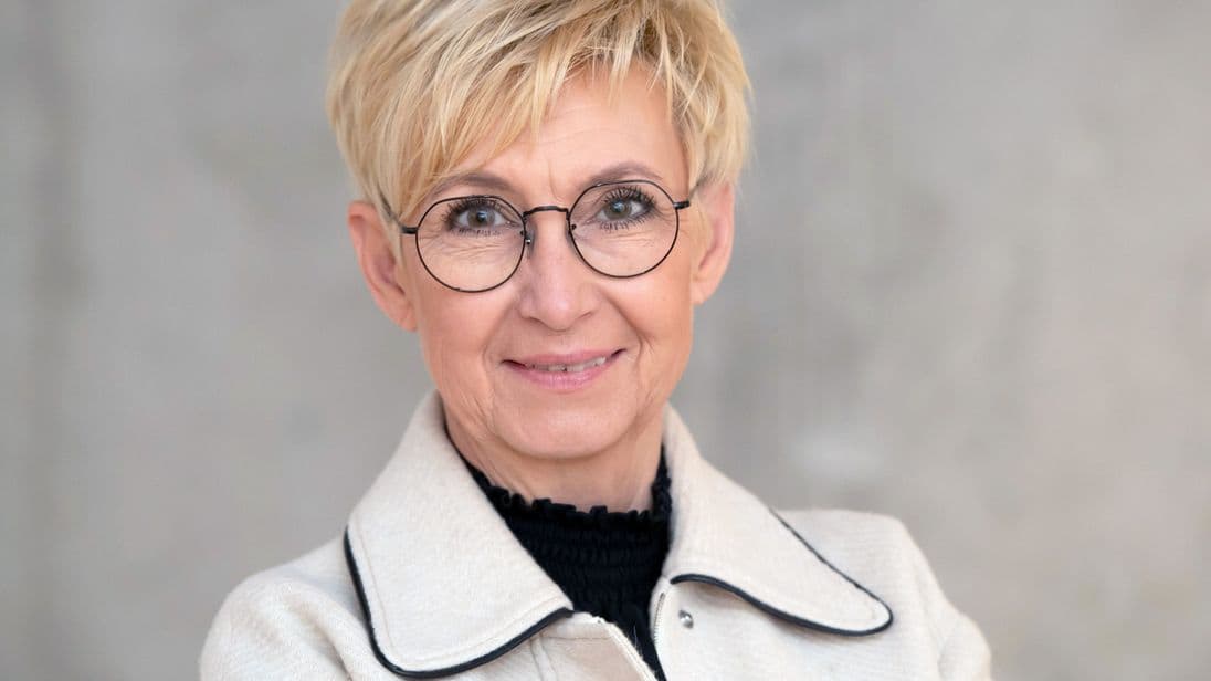 Laut Manuela Härtelt-Dören verschafft der Beschluss „ den notwendigen Spielraum, um eigenständig tarifliche Lösungen mit den Sozialpartnern weiterzuentwickeln“.