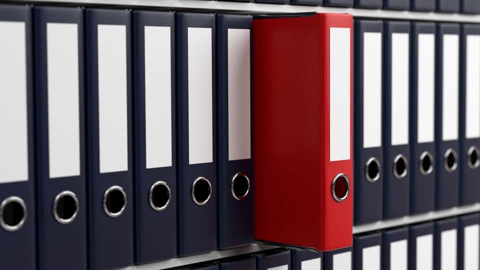 2025 dürfen Handwerksbetriebe mehr Unterlagen entsorgen – Buchungsbelege müssen Sie nur noch acht Jahre aufbewahren.