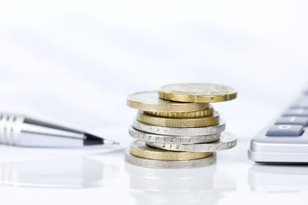 Durch die Absenkung des Basiszinssatzes werden Verzugszinsen wieder etwas günstiger.