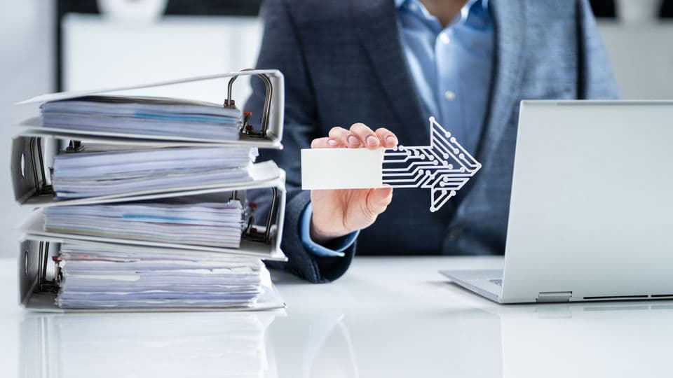 Anders als bei Papierrechnungen und Pdfs: Bei E-Rechnungen werden alle Rechnungsinhalte in einem strukturierten, maschinenlesbaren Datensatz dargestellt.